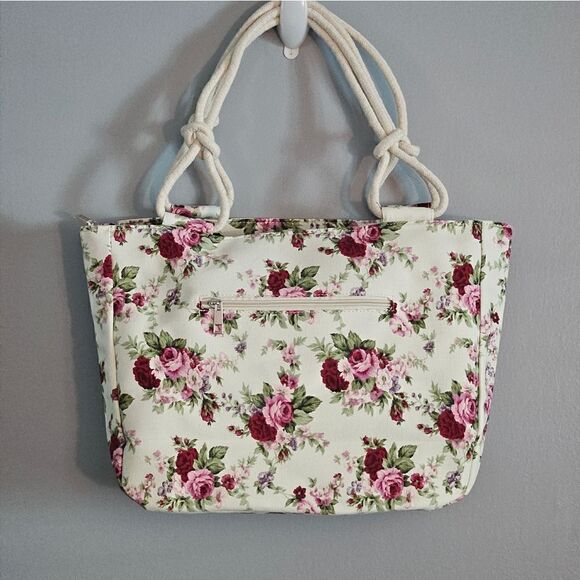 🌹⚘️NWT, BURGUNDY ROSES TOTE BAG - Picture 2 of 7